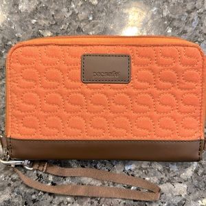Pacsafe RFID Wallet